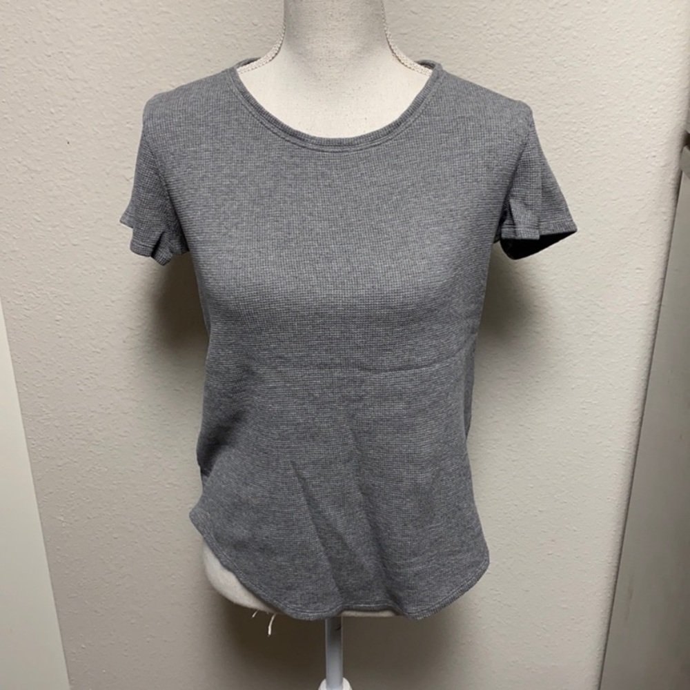 Lululemon top
